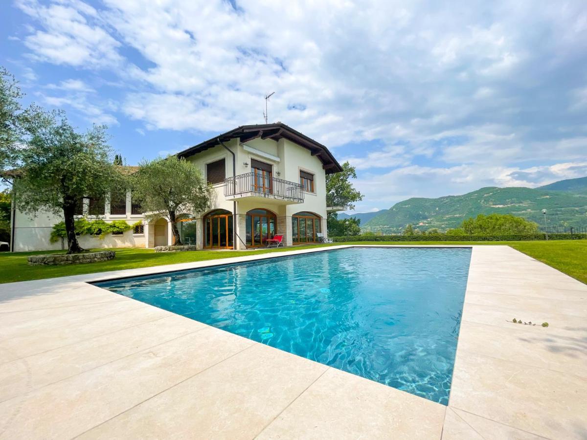 סן פליס דל בנאקו Villa Antonio מראה חיצוני תמונה